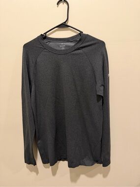 Fabletics Long-Sleeve Performance Shirt - Charcoal